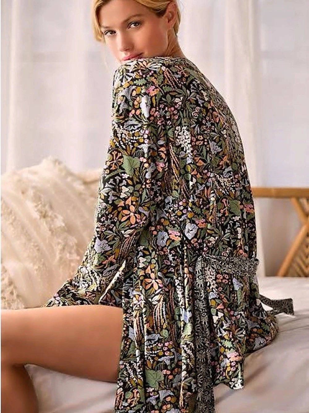 NWOT by Anthropologie Floral Sleep Robe Sz L